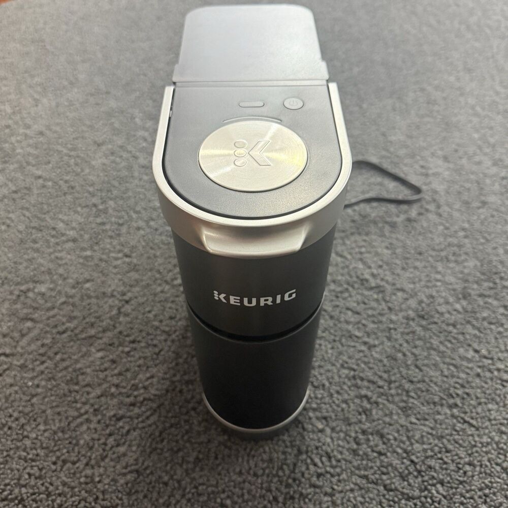 Keurig K-Mini Plus Single Serve K-Cup Coffee Maker - with extra pods (USED)